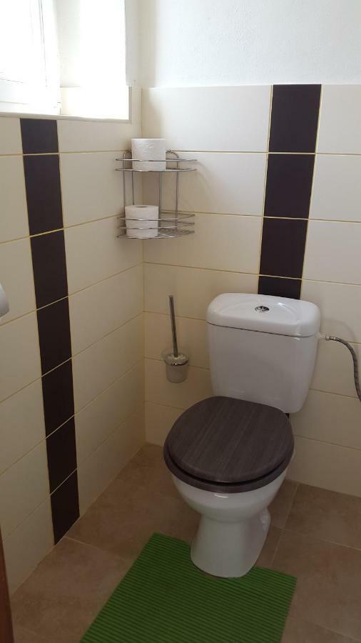 Apartman Ella - Tabor -Cz - U Stadionu Miru 1735 Ngoại thất bức ảnh
